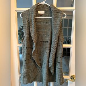 Ruffled sweater vest